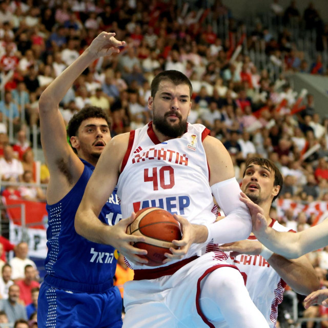 Ivica Zubac očekivano je dominirao pod obručima