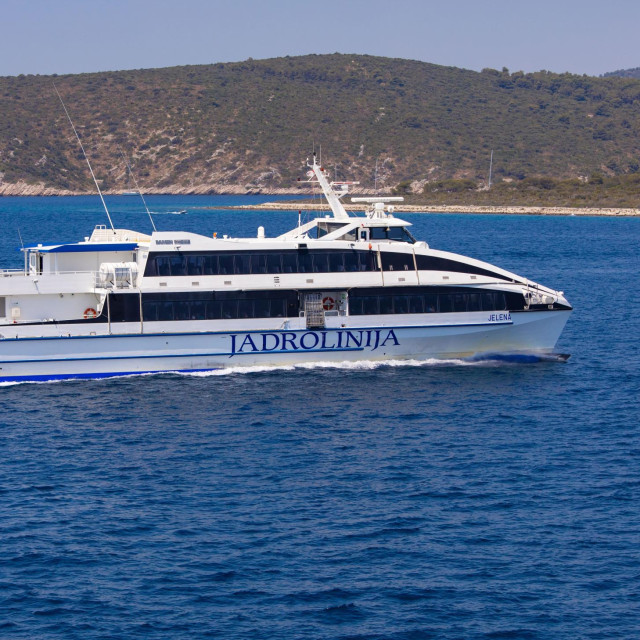 Katamaran Jelena