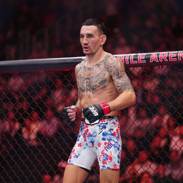 Max Holloway 