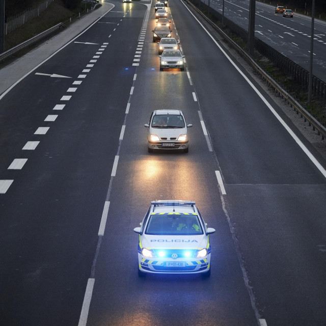 Slovenska policija na autocesti