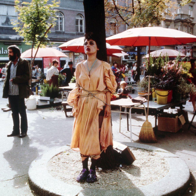 Vlasta Delimar: ‘Vezana za drvo‘, 1985.