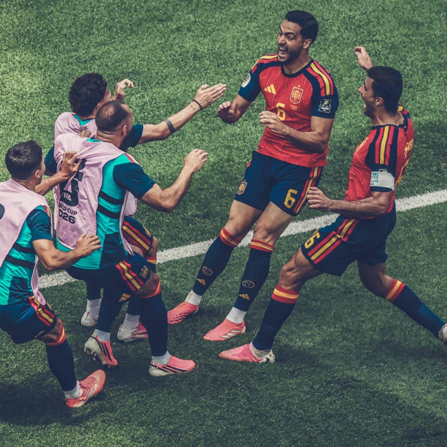 Mikel Merino