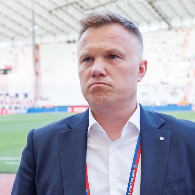 Robert Graf aktivan je na tržištu