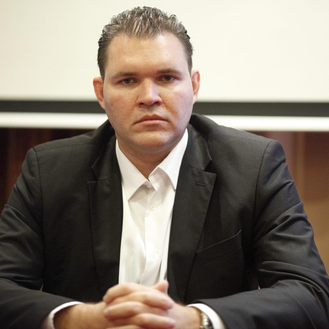 Dean Golubić