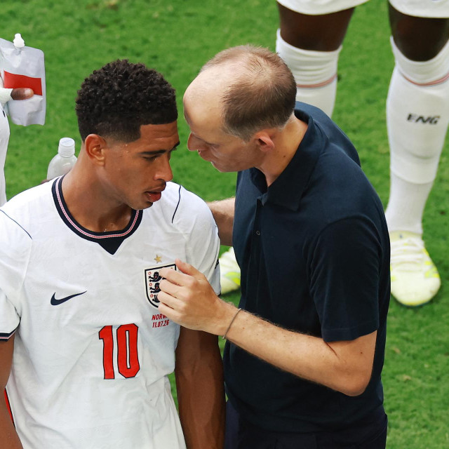 Jude Bellingham i Thomas Tuchel vode Englesku do polufinala Mundijala, ali njihov odnos je tema broj jedan u otočkim medijima
