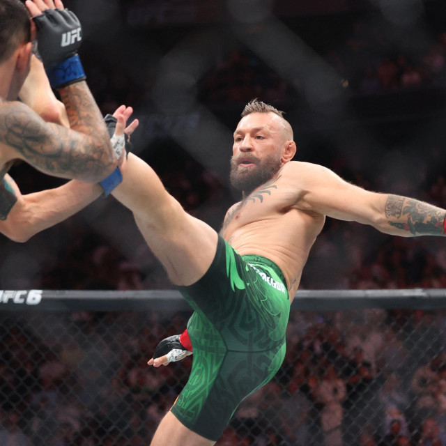 Max Holloway (lijevo) i Conor McGregor (desno) | UFC 329