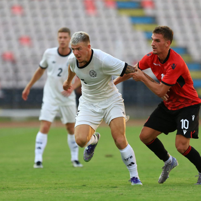 Etnik Brruti