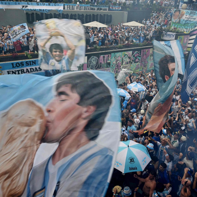 Argentinski navijači uoči utakmice