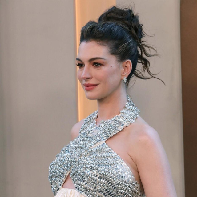 Anne Hathaway