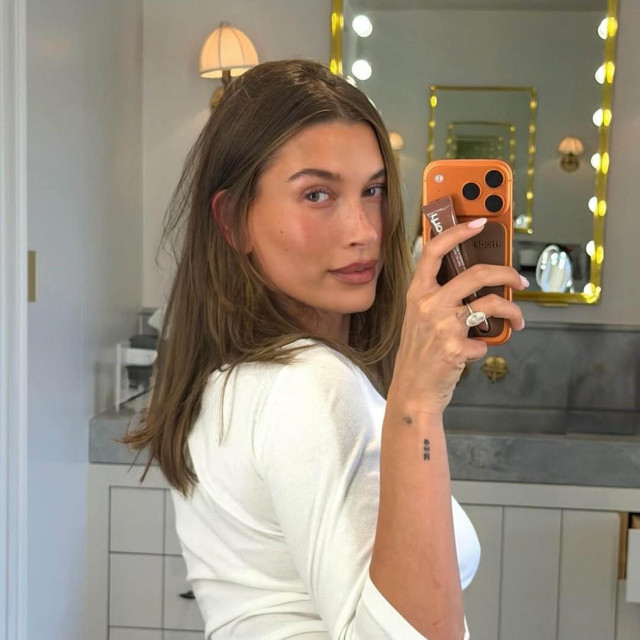 Hailey Bieber