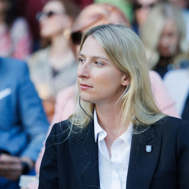 Alexandra Vegh ne može biti na obje čelne pozicije