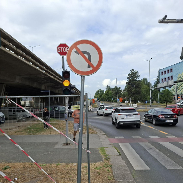 Zabrana lijevog skretanja kod nadvožnjaka