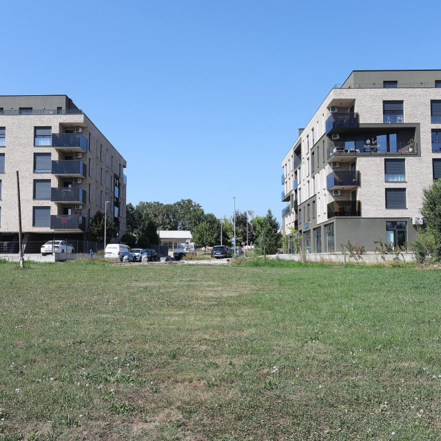 Dragutina Domjanića 12b i 12c