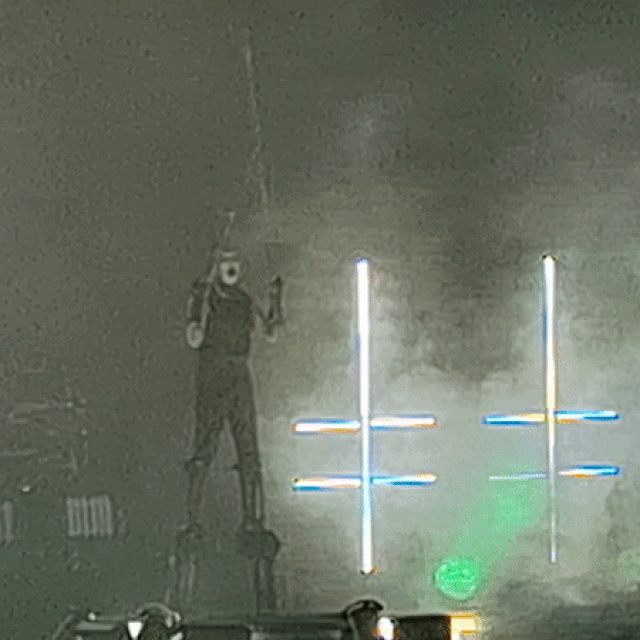 Marilyn Manson na koncertu u Zagrebu. Iz atmosfere da se nalazim u ‘sotonističkom grotlu’ izvukao me je Marilynov poziv da izvadimo mobitele iz džepova i upalimo lampice