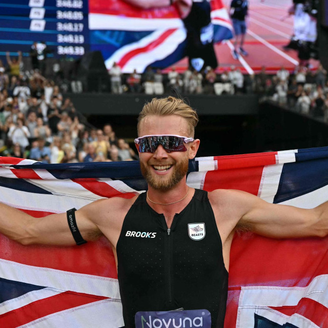 Kad nisu mogli nogometaši, Josh Kerr je rekao: ”It‘s coming home...”