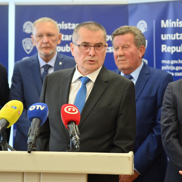 Ivica Vidović

 