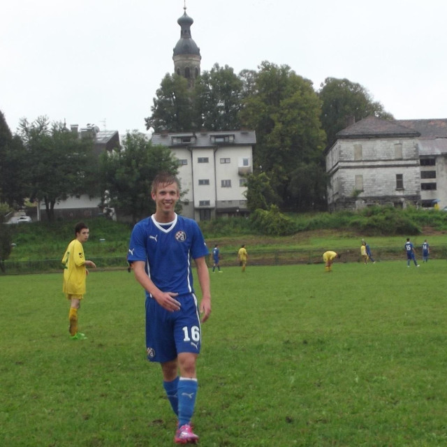 Dani Olmo na prijateljskoj utakmici u Plaškom 2014. za Dinamovu drugu momčad