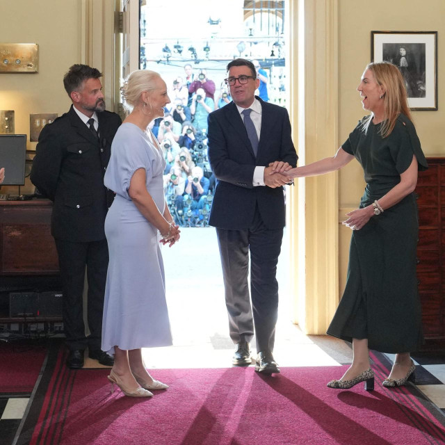 Andy Burnham pri ulasku u sjedište britanske vlade