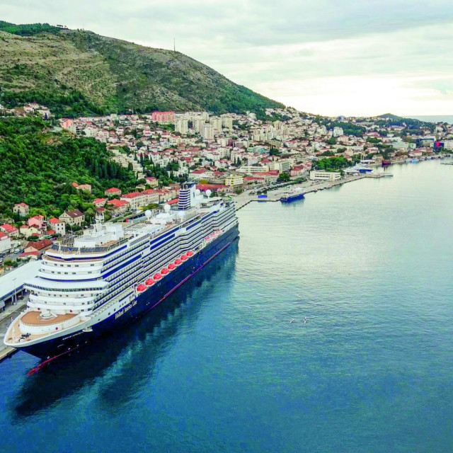 Luka Dubrovnik