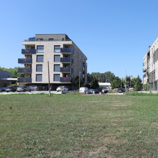 Dragutina Domjanića 12b i 12c