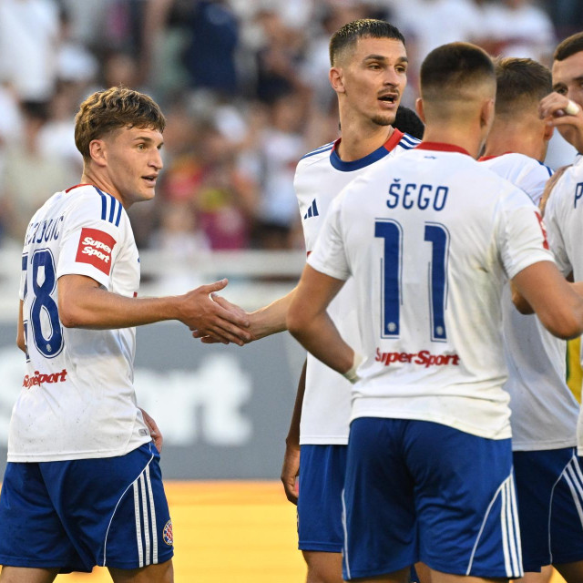 Igrači Hajduka slave gol
