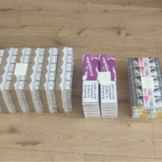 U zajedničkoj akciji carinske uprave i zagrebačke policije uhvaćen je švercer s gotovo 18 tisuća cigareta