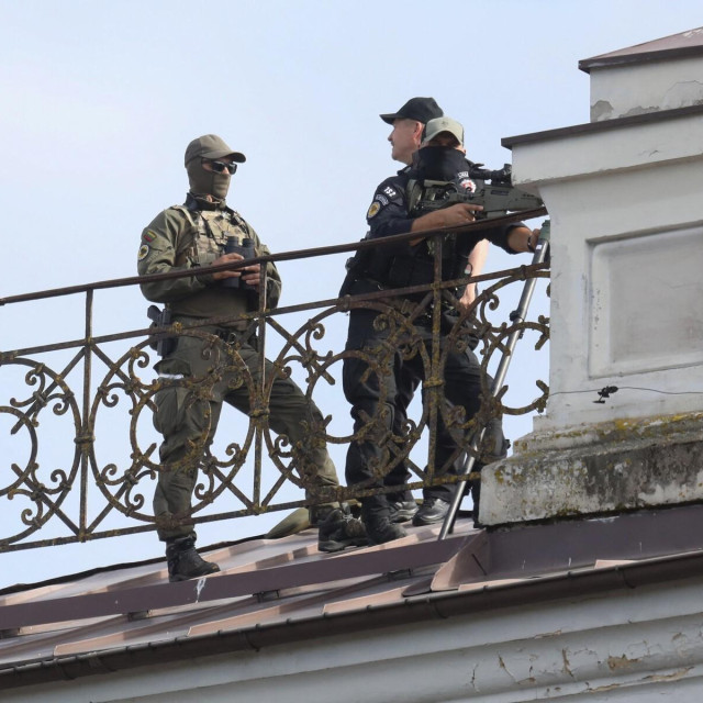 Litavska specijalna policija, ilustracija