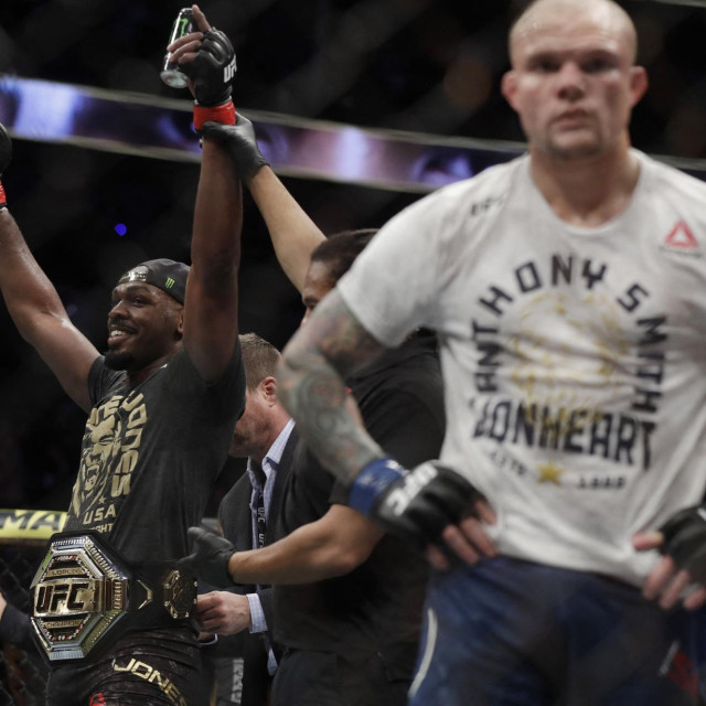 Jon Jones i Anthony Smith 