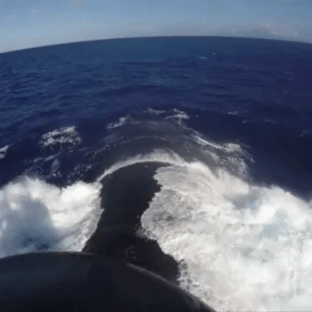 USS Texas (SSN 775), podmornica klase Virgina tijekom zarona