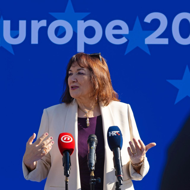 Dubravka Šuica