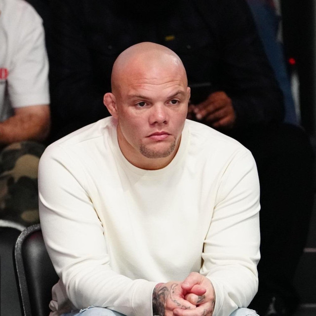 Anthony Smith