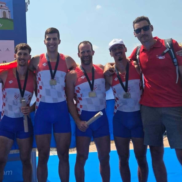 Goran Mahmutović, Roko Bošković, Damir Martin, Ivan Talaja i trener Toni Urlić