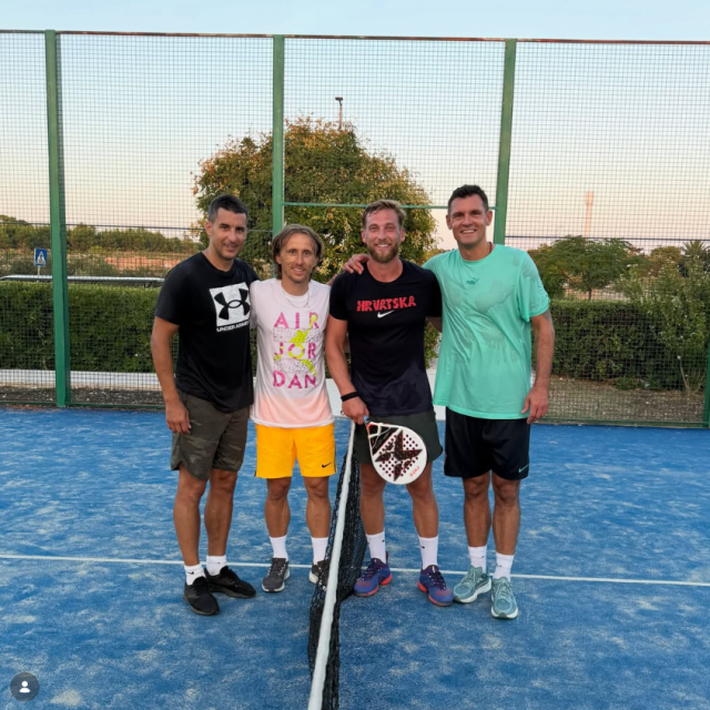 Dejan Lovren, Luka Modrić, Hrvoje Čale i Branimir Tolić na padelu