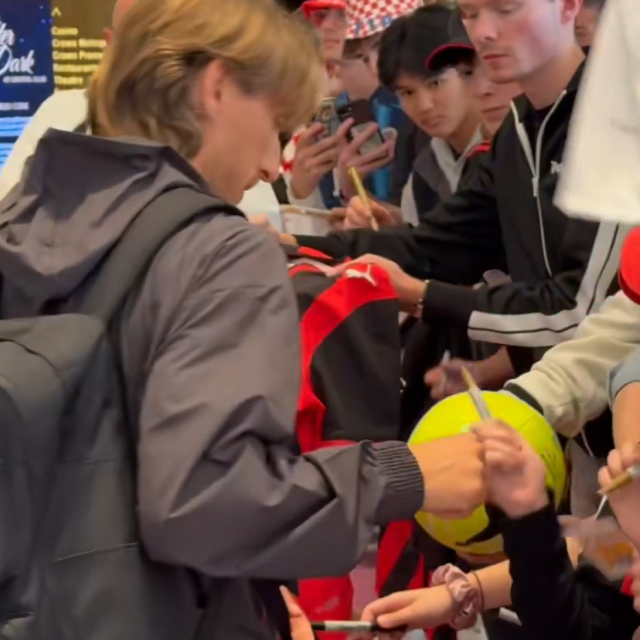 Luka Modrić u Perthu s obožavateljima
