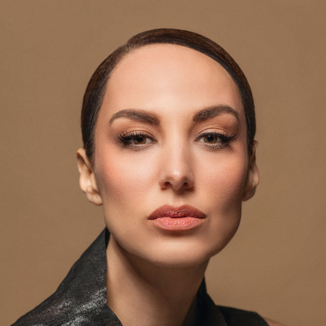 Fotografije NEJA MARKIČEVIĆ/CROPIX
Make-up MARIJANA GLUIĆ ZA ARMANI BEAUTY
Stilist kose IVICA PALINIĆ ZA KOSA BY A&I
Obrada fotografija VJERAN LISJAK