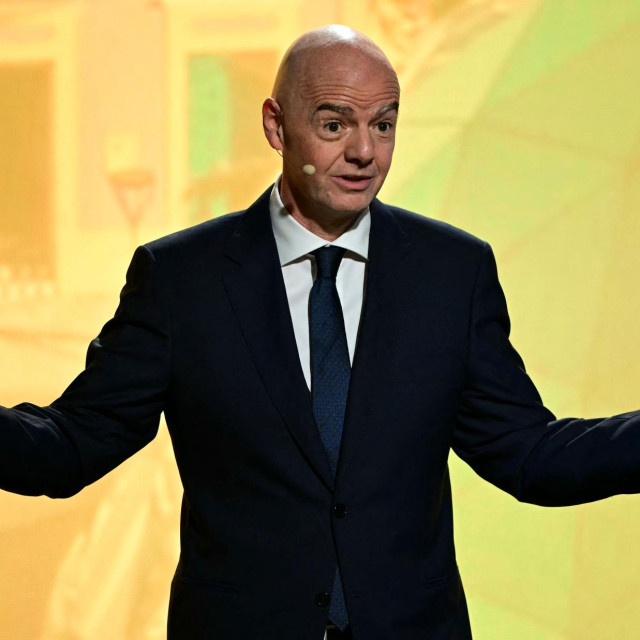 Infantino je bio široke ruke te je obećao donaciju gradovima domaćinima SP-a, ali još je nije isplatio