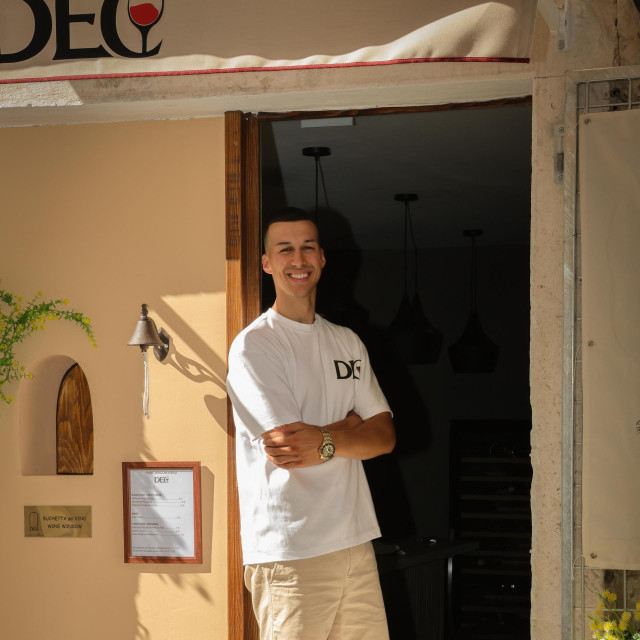 Stipe Čipčić otvorio je wine bar DEC koji je u kratko vrijeme postao glavna atrakcija 