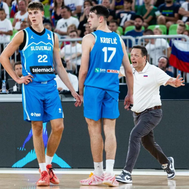 Stefan Joksimović (17) i Urban Kroflič (20) su već debitirali i za seniorsku reprezentaciju Slovenije pod izbornikom Aleksandrom Sekulićem