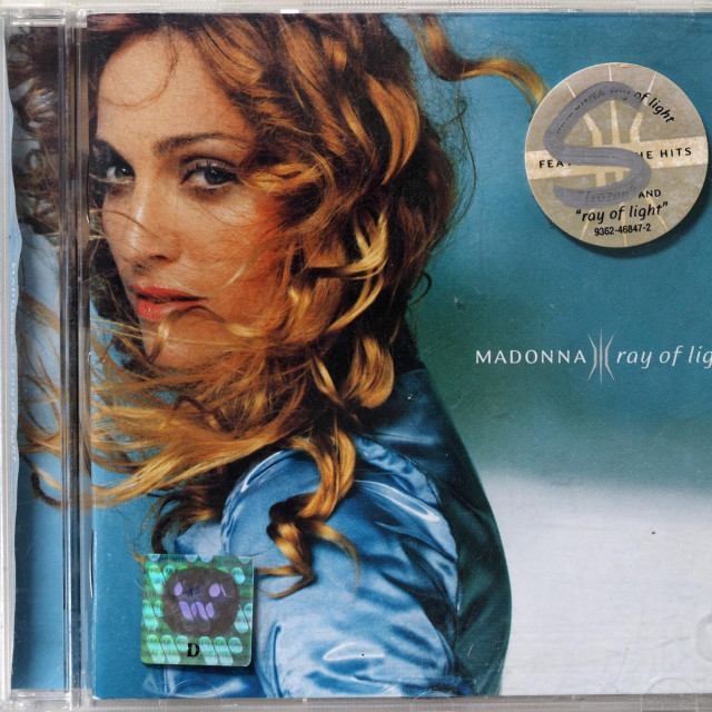 Ray of Light, Madonna