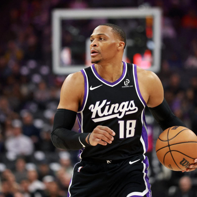 Dok čeka zadovoljavajuću NBA ponudu, Russell Westbrook se našao na meti euroligaških klubova