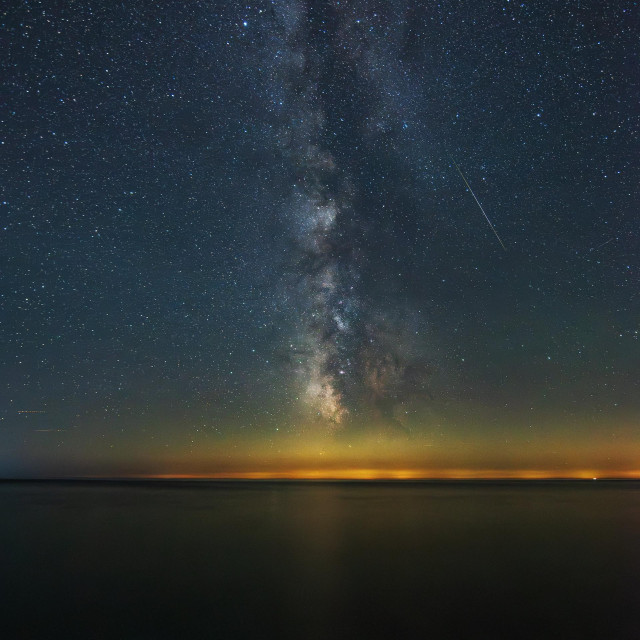 Svake godine oko spomendana sv. Lovre dogadja se maksimum aktivnosti meteorskog roja Perzeidi.
 