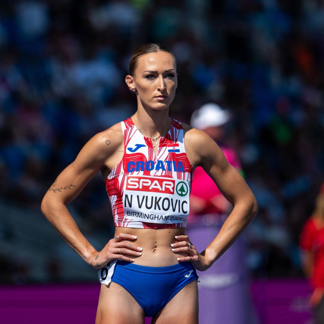 Sjajan posao odradila je Nina Vuković u kvalifikacijama na 800 metara