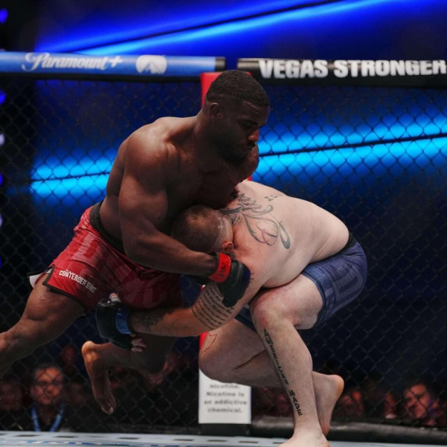 Anthony Wint vs. Matt Adams (donji)