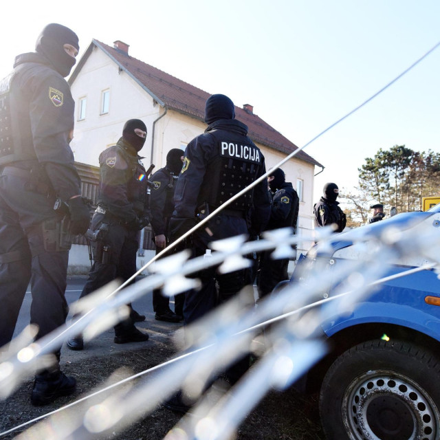 Slovenska policija, ilustracija