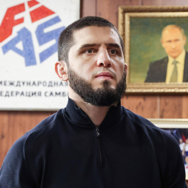 Islam Mahačev