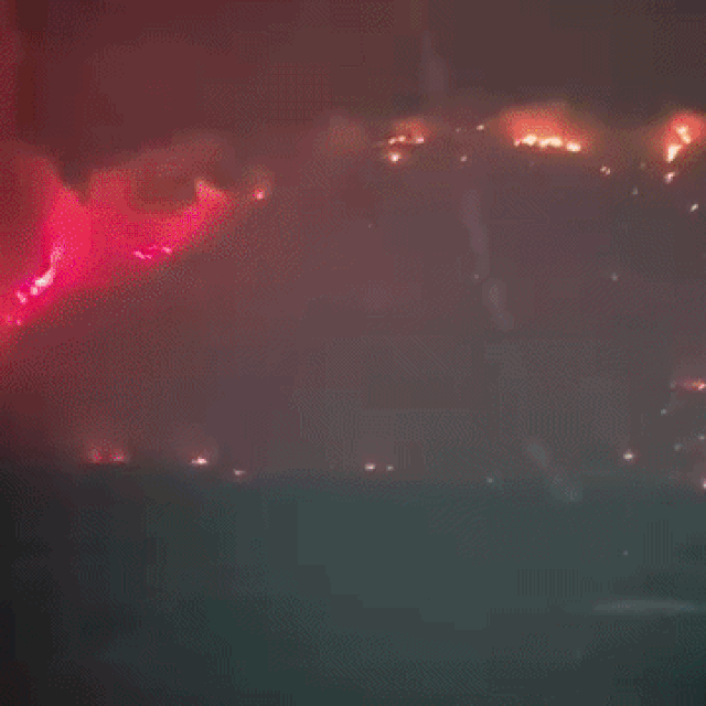 Pogled na područje zahvaćeno požarom