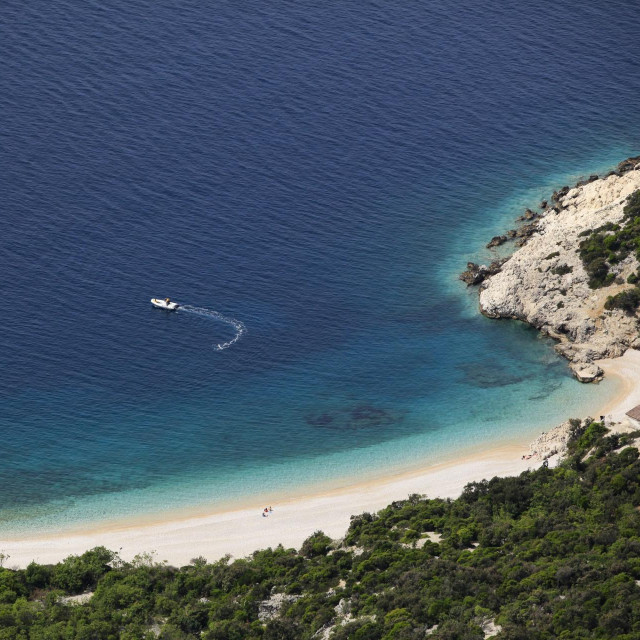 Plaža ispod Lubenica na Cresu