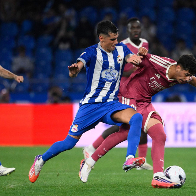Deportivo La Coruña remizirao je 1:1 s Elcheom u prvom kolu La Lige.