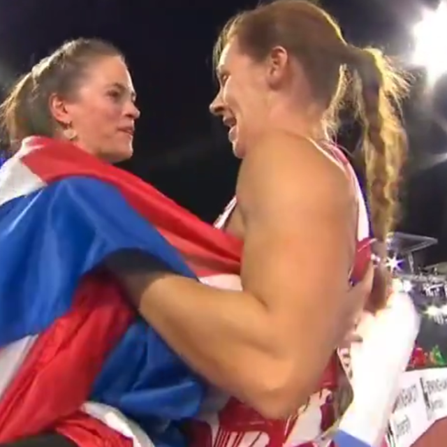 Sara Kolak i Adriana Vilagoš