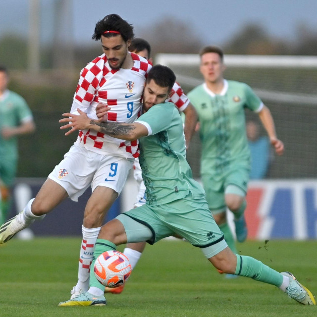 Roko Šimić traži klub za oživljavanje karijere. Je li to Magdeburg?